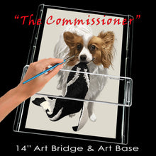 将图片加载到图库查看器,"The Commissioner" Art Bridge & Base Combo